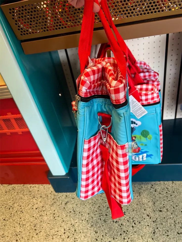 DLR - Mickey & Minnie's Runaway Railway - Picnic Bag