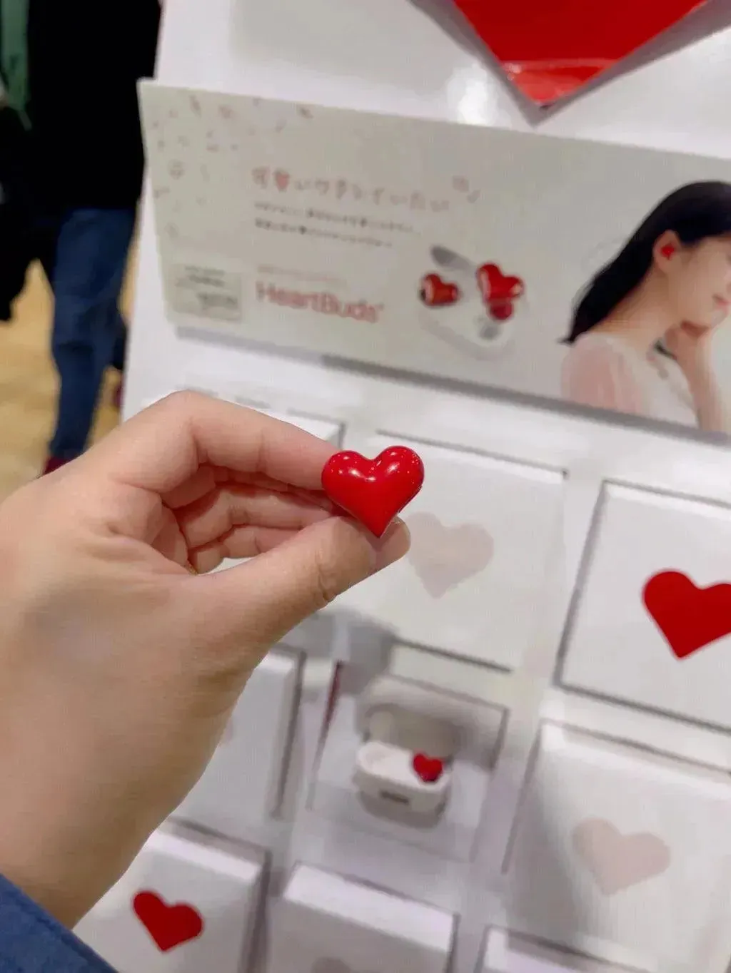 Heartbuds Bluetooth Wireless Heart Shaped Earphones