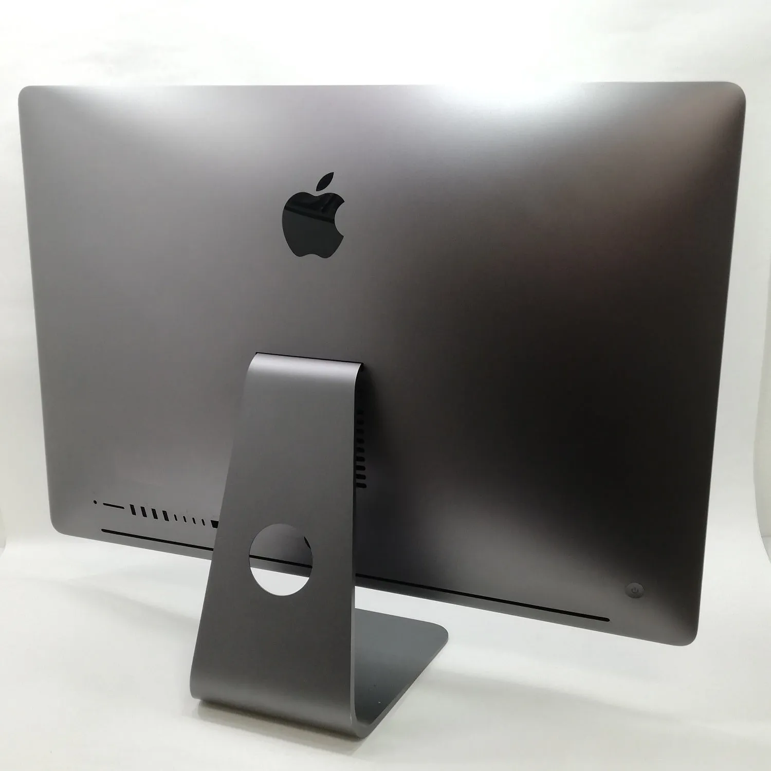 iMac Pro / 27インチ / 2017 / 256GB / 1TB / スペースグレイ / ランク:B / MQ2Y2J/A / 【中古品管理番号:35279】