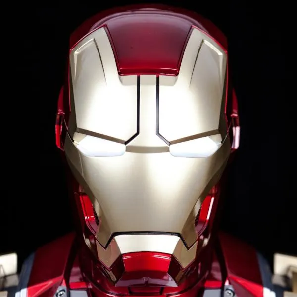 Iron Man Mark 43 BUST 1:1 Bluetooth Speaker