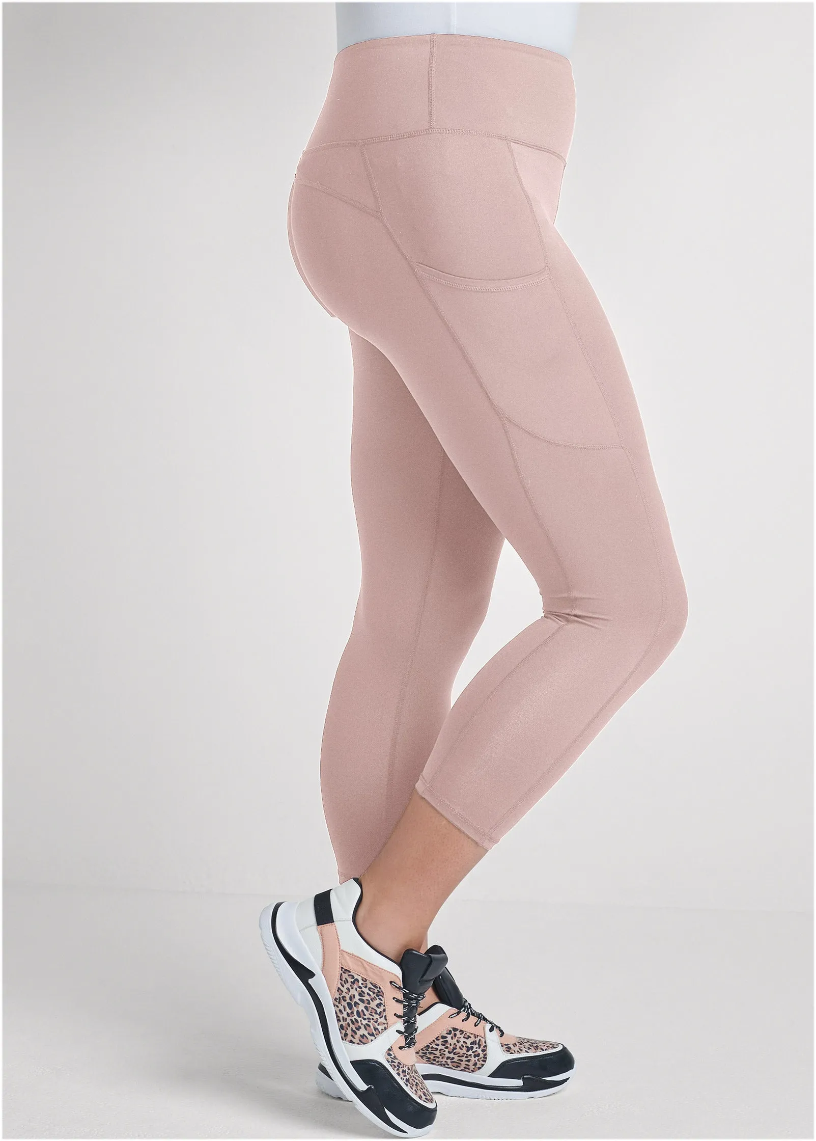 Pocket Capri Leggings - Tan