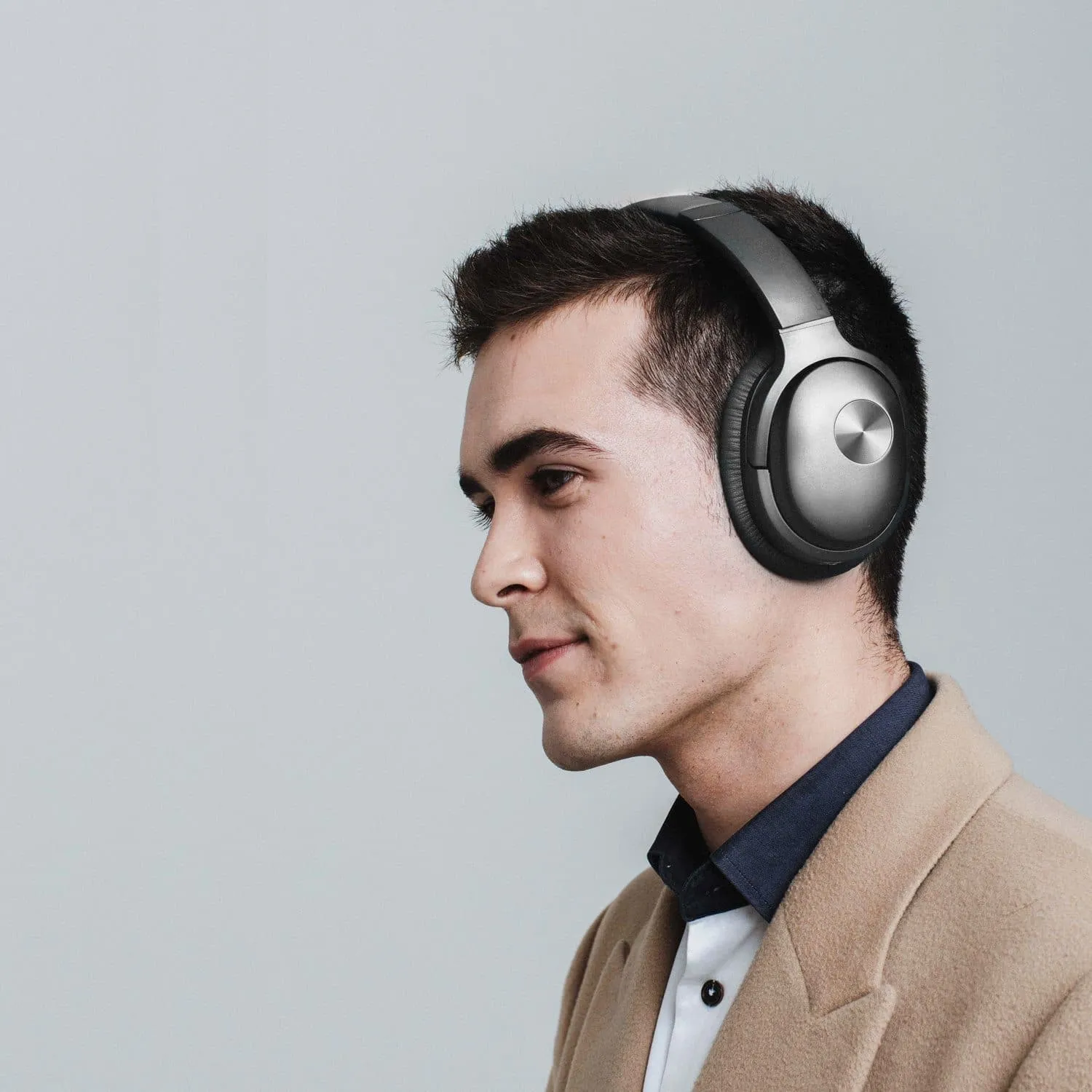 SE7 Dual Feedback Active Noise Cancelling Bluetooth Headphones