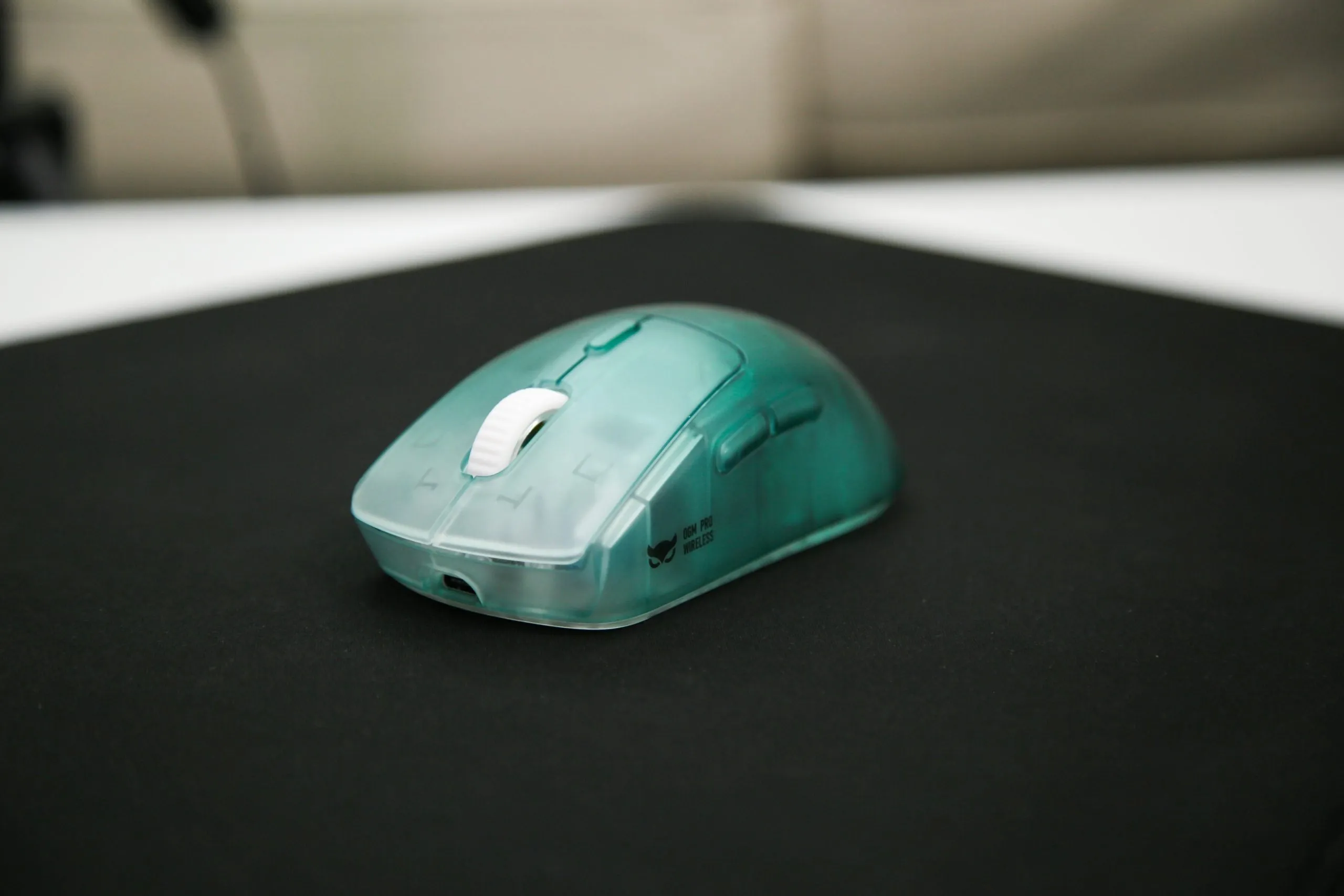 Waizowl OGM PRO Ink Feather Wireless Gaming Mouse